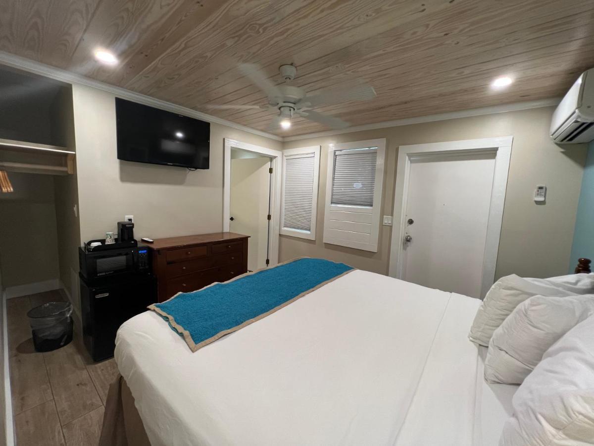 Seashell Motel And International Hostel Key West Exterior photo