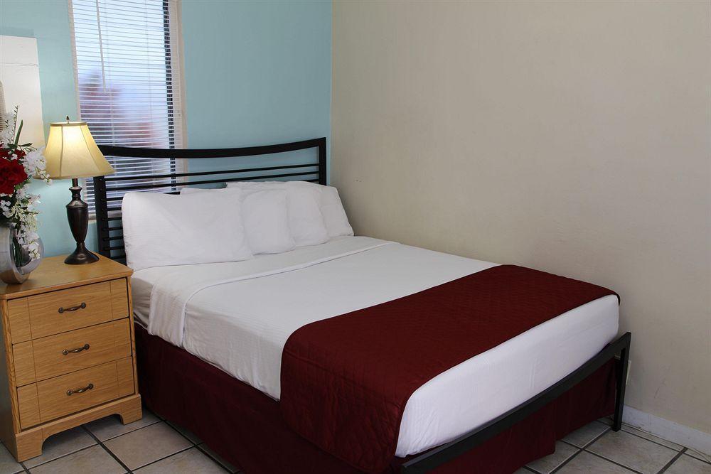 Seashell Motel And International Hostel Key West Exterior photo